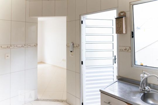 Cozinha de casa de condomínio à venda com 2 quartos, 72m² em Vila Sílvia, São Paulo