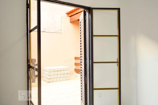 Quarto 2 Varanda de casa à venda com 2 quartos, 180m² em Fazenda da Juta, São Paulo