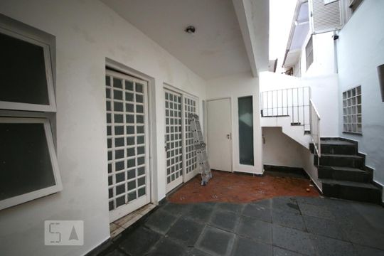 Área Externa  de casa de condomínio para alugar com 3 quartos, 250m² em Campo Belo, São Paulo
