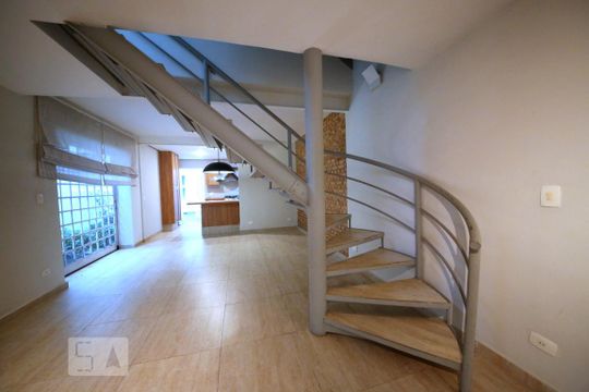 Acesso 1 de casa de condomínio para alugar com 3 quartos, 250m² em Campo Belo, São Paulo