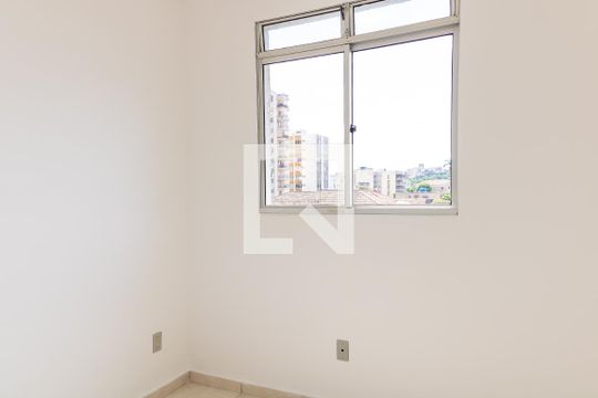 Quarto 1 de apartamento para alugar com 2 quartos, 43m² em Lins de Vasconcelos, Rio de Janeiro