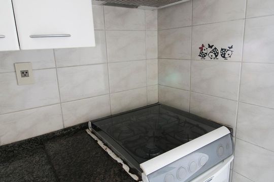 Cozinha - Fogão de apartamento para alugar com 3 quartos, 75m² em Centro, Mogi das Cruzes
