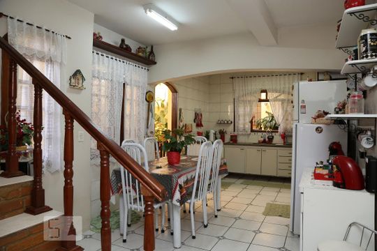 Cozinha de casa à venda com 3 quartos, 207m² em Jardim Kuabara, Taboão da Serra