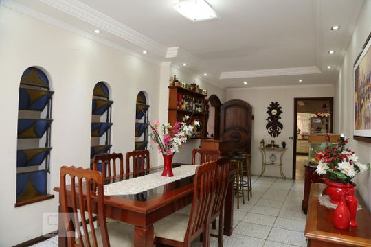 Sala de casa à venda com 3 quartos, 207m² em Jardim Kuabara, Taboão da Serra
