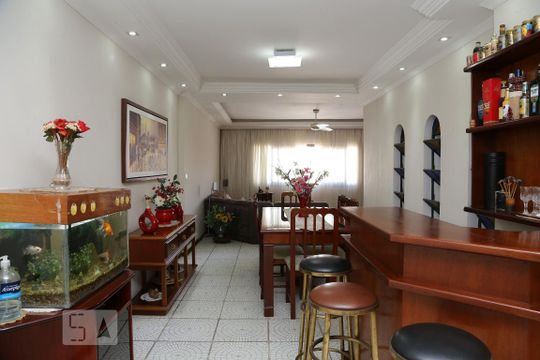 Sala de casa à venda com 3 quartos, 207m² em Jardim Kuabara, Taboão da Serra