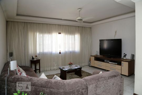 Sala de casa à venda com 3 quartos, 207m² em Jardim Kuabara, Taboão da Serra