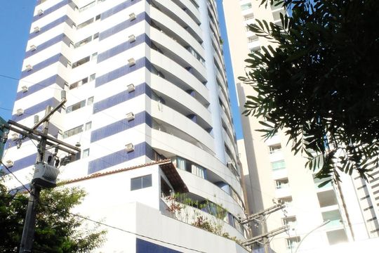 Fachada de apartamento para alugar com 1 quarto, 53m² em Pituba, Salvador