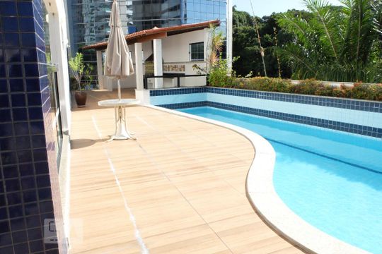Piscina de apartamento para alugar com 1 quarto, 53m² em Pituba, Salvador