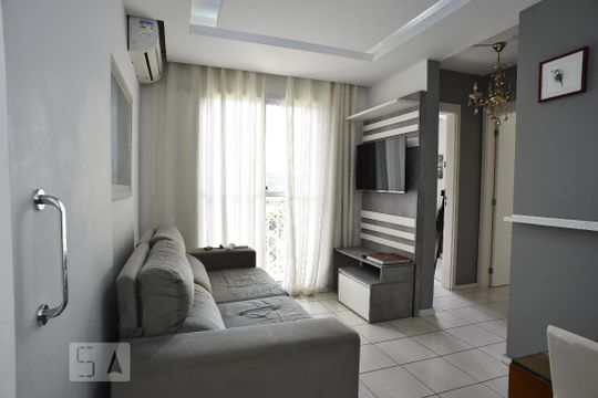 Sala de apartamento para alugar com 2 quartos, 75m² em Jacarepaguá, Rio de Janeiro