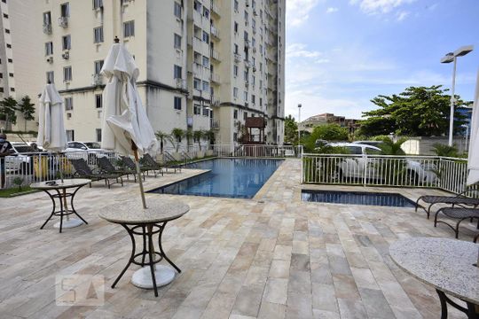 Área comum - Piscina de apartamento para alugar com 2 quartos, 75m² em Jacarepaguá, Rio de Janeiro