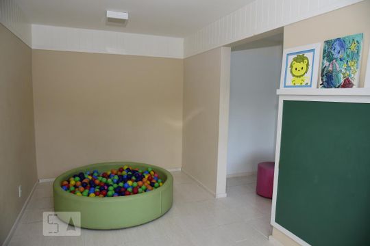 Sala de Jogos de apartamento para alugar com 2 quartos, 75m² em Jacarepaguá, Rio de Janeiro