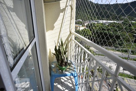 Varanda de apartamento para alugar com 2 quartos, 75m² em Jacarepaguá, Rio de Janeiro