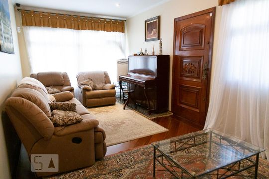 Sala de casa à venda com 3 quartos, 247m² em Vila Brasilina, São Paulo