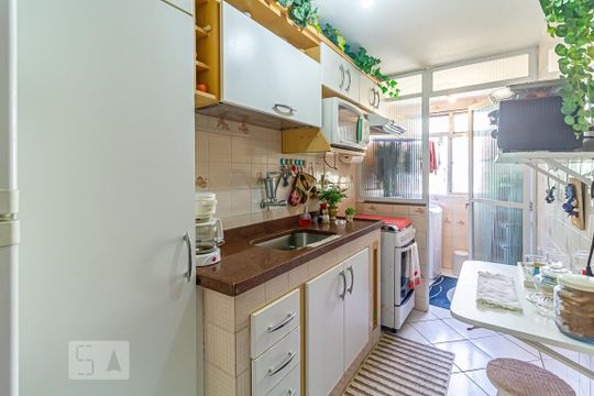 Cozinha e Área de Serviço de apartamento à venda com 2 quartos, 59m² em Freguesia (jacarepaguá), Rio de Janeiro