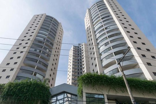 Fachada de apartamento para alugar com 2 quartos, 82m² em Cambuci, São Paulo