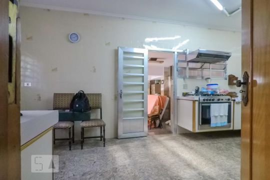 Cozinha de casa para alugar com 5 quartos, 240m² em Vila Santo Estéfano, São Paulo