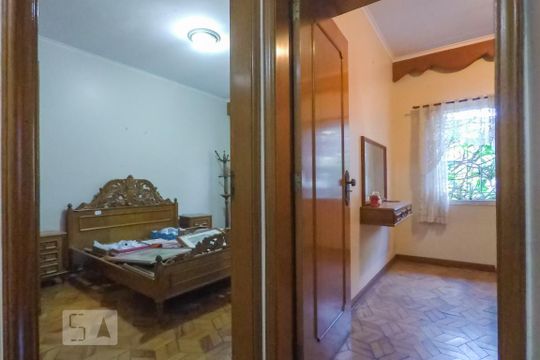 Entrada quartos de casa para alugar com 5 quartos, 240m² em Vila Santo Estéfano, São Paulo