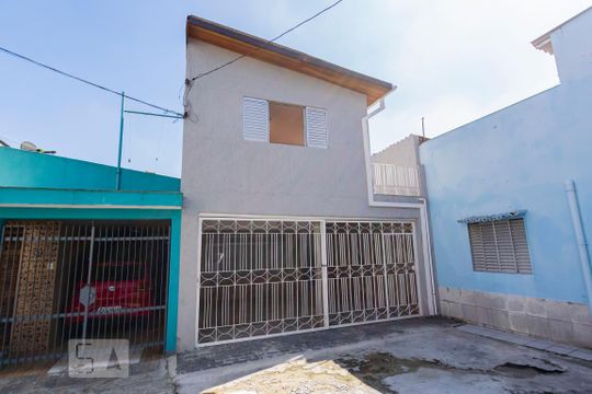 Fachada de casa para alugar com 3 quartos, 198m² em Vila Brasilina, São Paulo