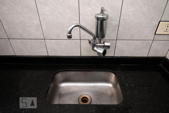 Cozinha de kitnet/studio à venda com 1 quarto, 35m² em Bela Vista, São Paulo