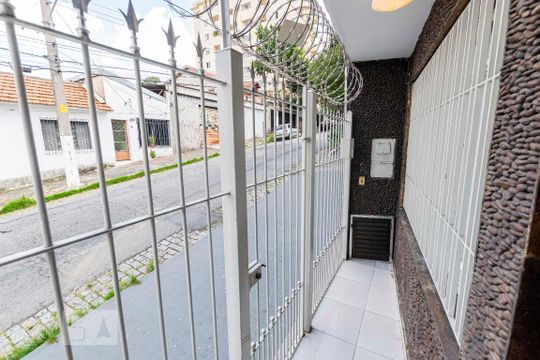 1o. Andar - Entrada de casa à venda com 3 quartos, 700m² em Sacomã, São Paulo