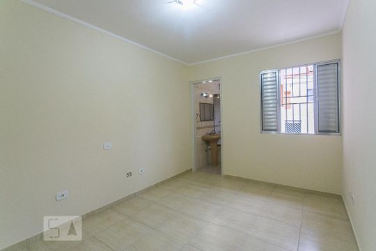 Suite de casa para alugar com 3 quartos, 150m² em Jaguaré, São Paulo