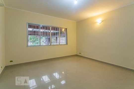 Sala de Estar de casa para alugar com 3 quartos, 150m² em Jaguaré, São Paulo