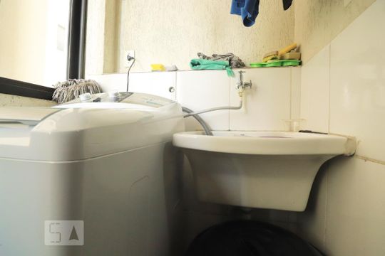Área de Serviço de apartamento à venda com 2 quartos, 66m² em Campestre, Santo André