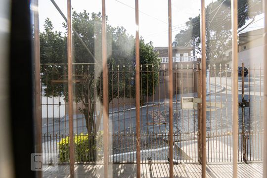 Vista Sala de casa à venda com 2 quartos, 350m² em Parque Sao Lucas, São Paulo
