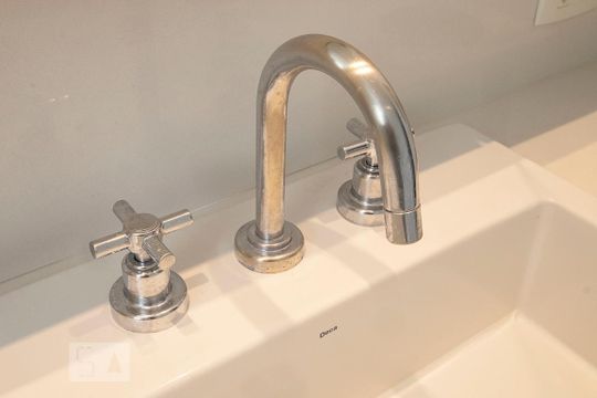 Suíte 3 - Banheiro Detalhe de apartamento para alugar com 3 quartos, 341m² em Cerqueira César, São Paulo