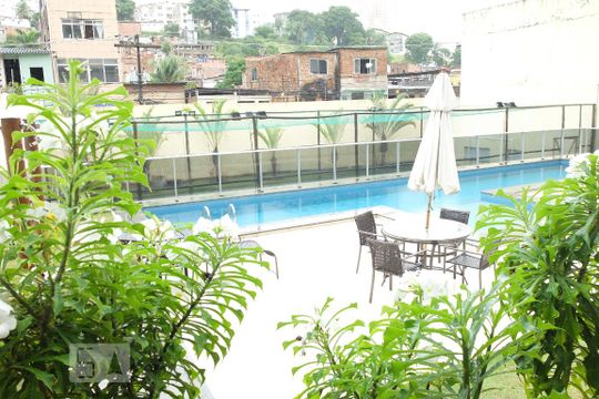 Piscina de apartamento para alugar com 2 quartos, 70m² em Parque Bela Vista, Salvador