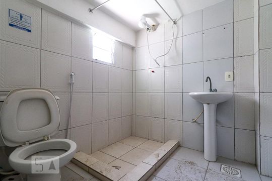 Térreo - Banheiro de casa à venda com 4 quartos, 200m² em Recreio dos Bandeirantes, Rio de Janeiro