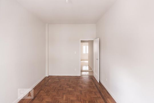 Quarto de apartamento para alugar com 1 quarto, 63m² em Santa Efigênia, São Paulo