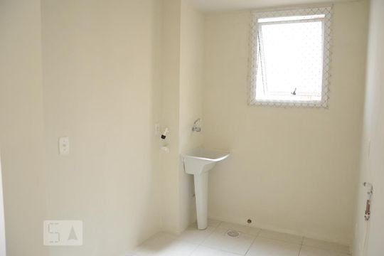 cozinha/área de serviço de apartamento à venda com 2 quartos, 47m² em Olaria, Canoas