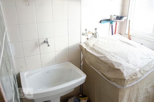 Area de serviço  de apartamento para alugar com 2 quartos, 70m² em Vila Constança, São Paulo