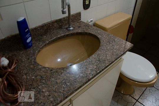 Banheiro de apartamento para alugar com 2 quartos, 70m² em Vila Constança, São Paulo