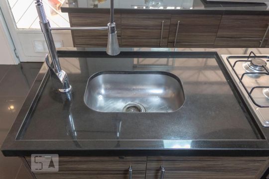 Cozinha de casa à venda com 3 quartos, 180m² em Vila Gumercindo, São Paulo