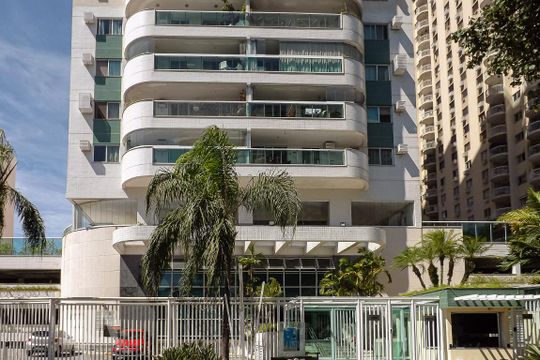 Fachada do Prédio de apartamento à venda com 4 quartos, 110m² em Recreio dos Bandeirantes, Rio de Janeiro