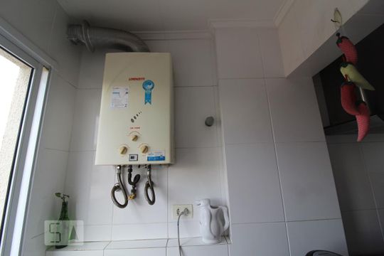 Área de serviço aquecedor de apartamento para alugar com 2 quartos, 89m² em Santa Maria, São Caetano do Sul