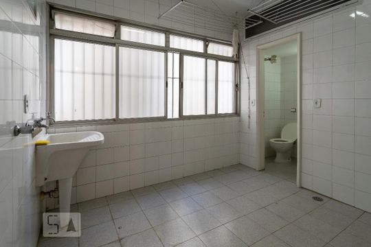 Área de Serviço de apartamento para alugar com 3 quartos, 140m² em Jardim Paulista, São Paulo