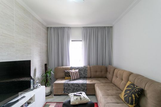 Sala de TV de casa à venda com 4 quartos, 260m² em Jardim Fenix, São Bernardo do Campo
