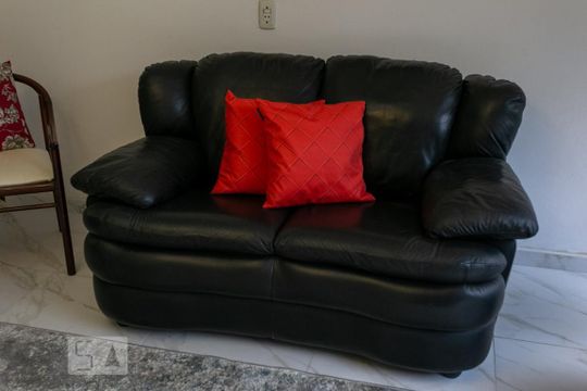 Sofa de casa à venda com 4 quartos, 260m² em Jardim Fenix, São Bernardo do Campo