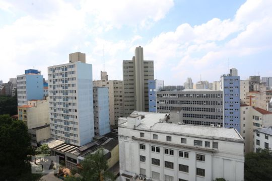 Vista de kitnet/studio para alugar com 1 quarto, 44m² em Vila Buarque, São Paulo