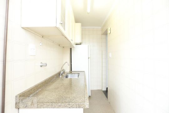 Cozinha de kitnet/studio para alugar com 1 quarto, 44m² em Vila Buarque, São Paulo