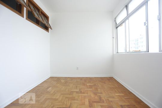 Quarto de kitnet/studio para alugar com 1 quarto, 44m² em Vila Buarque, São Paulo
