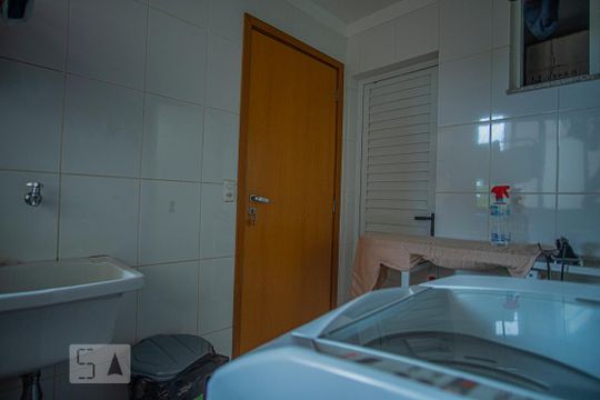 Área de Serviço de apartamento à venda com 4 quartos, 140m² em Setor Bueno, Goiânia
