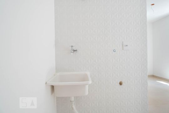 Área de Serviço de kitnet/studio para alugar com 1 quarto, 47m² em Chora Menino, São Paulo