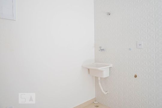 Área de Serviço de kitnet/studio para alugar com 1 quarto, 47m² em Chora Menino, São Paulo