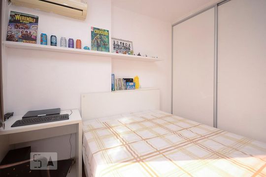 Quarto 2 de apartamento à venda com 2 quartos, 190m² em Icaraí, Niterói