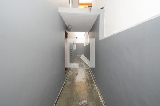 Quintal de casa à venda com 2 quartos, 130m² em Interlagos, São Paulo