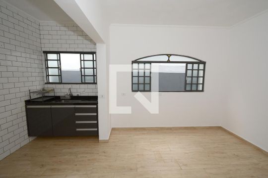 Cozinha de casa à venda com 2 quartos, 130m² em Interlagos, São Paulo